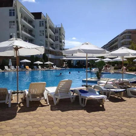 Lejlighed Grand Kamelia Complex 42 M 2 Floor
